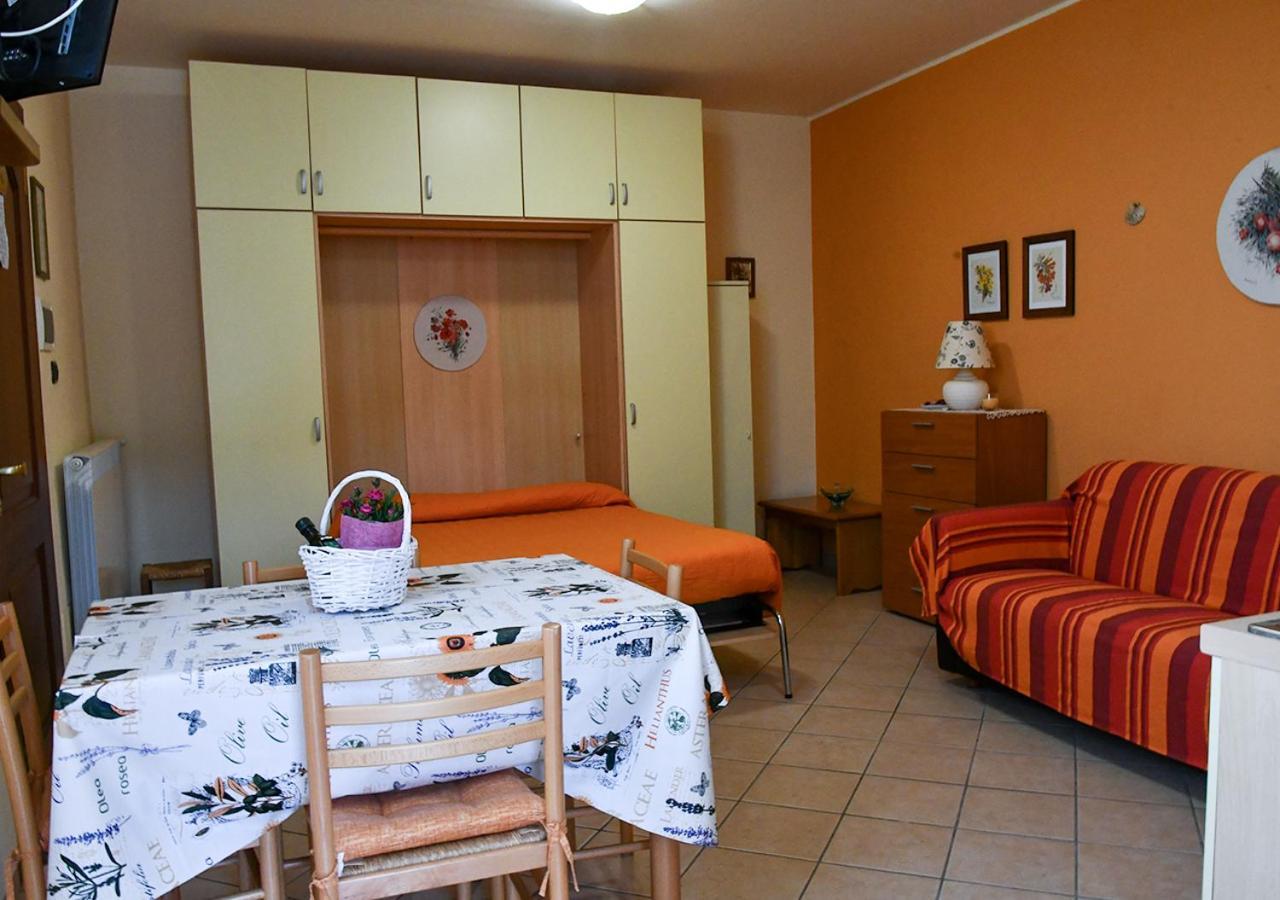 Gli Angeli Agriturismo Villa Cisano sul Neva Exterior foto