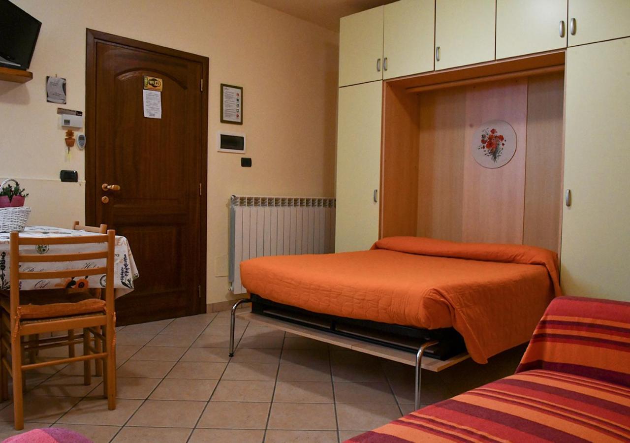 Gli Angeli Agriturismo Villa Cisano sul Neva Exterior foto