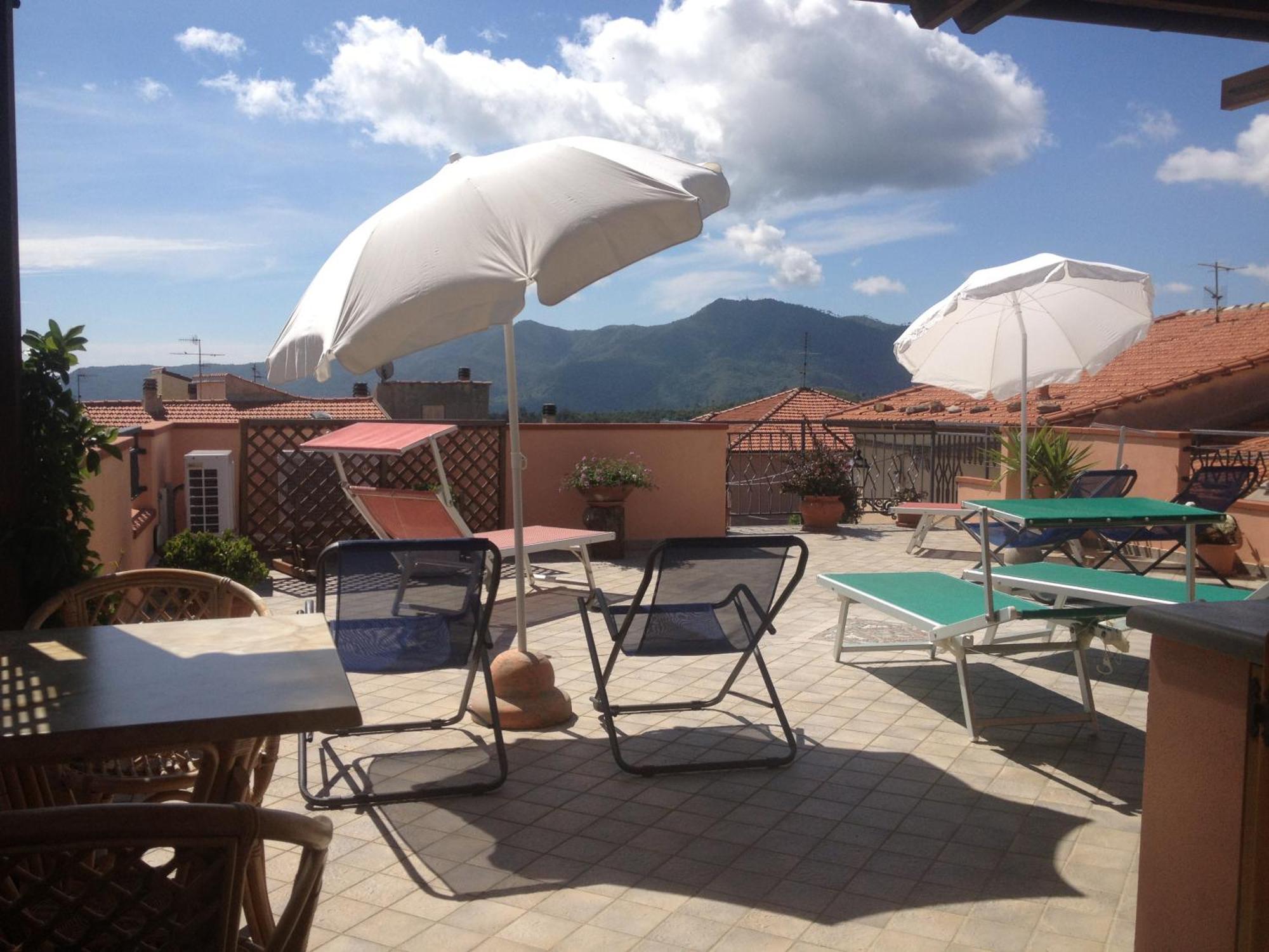 Gli Angeli Agriturismo Villa Cisano sul Neva Exterior foto
